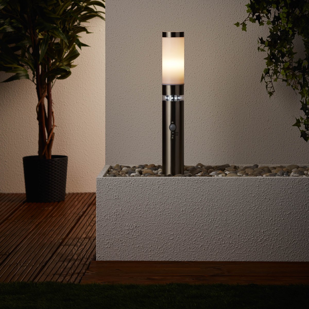 Brilliant Leuchten No. G46789-82 Au�ensockelleuchte mit Bewegungsmelder Bole LED edelstahl