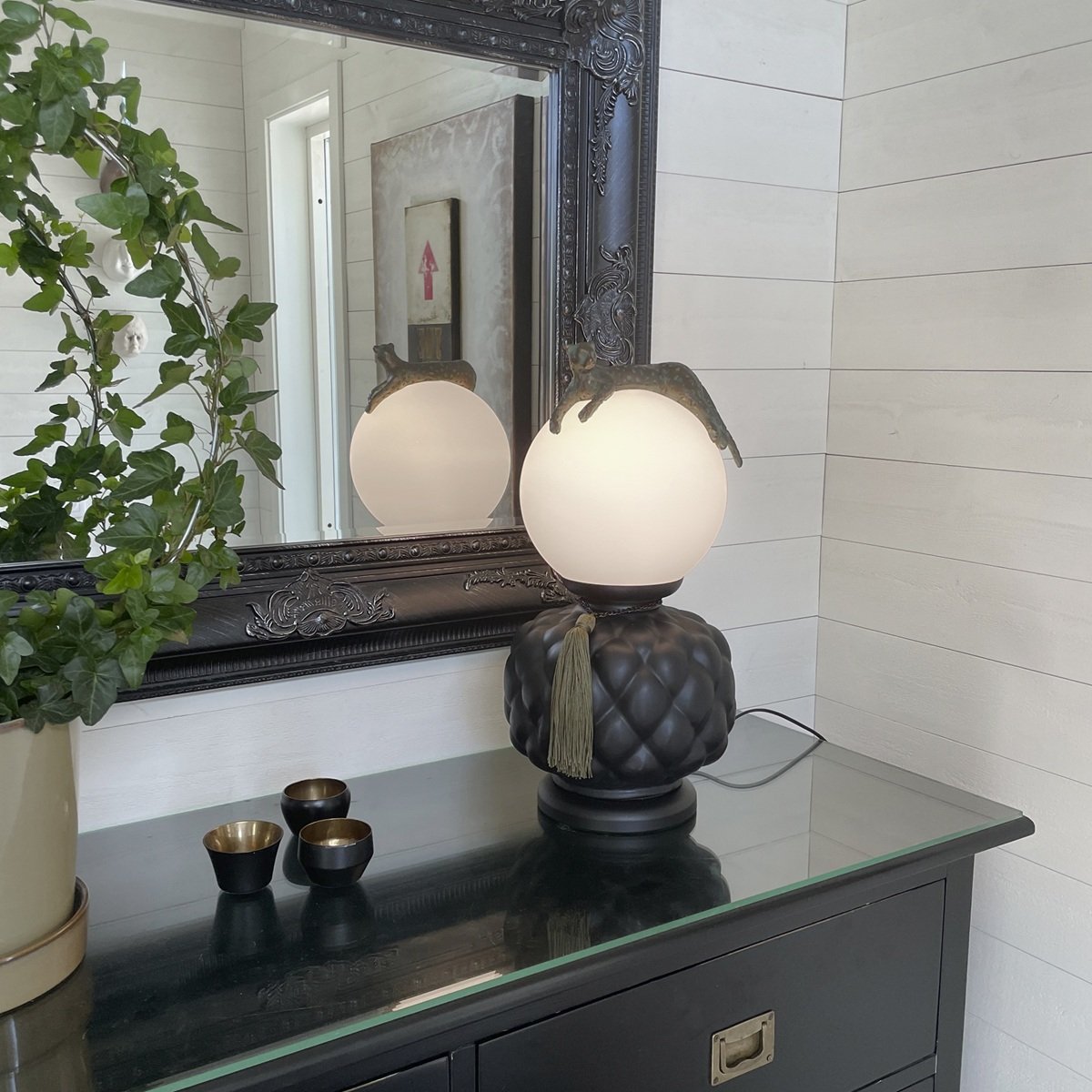 By Ryd�ns 4024510-4000 Viva La Diva Tischleuchte schwarz-wei� matt