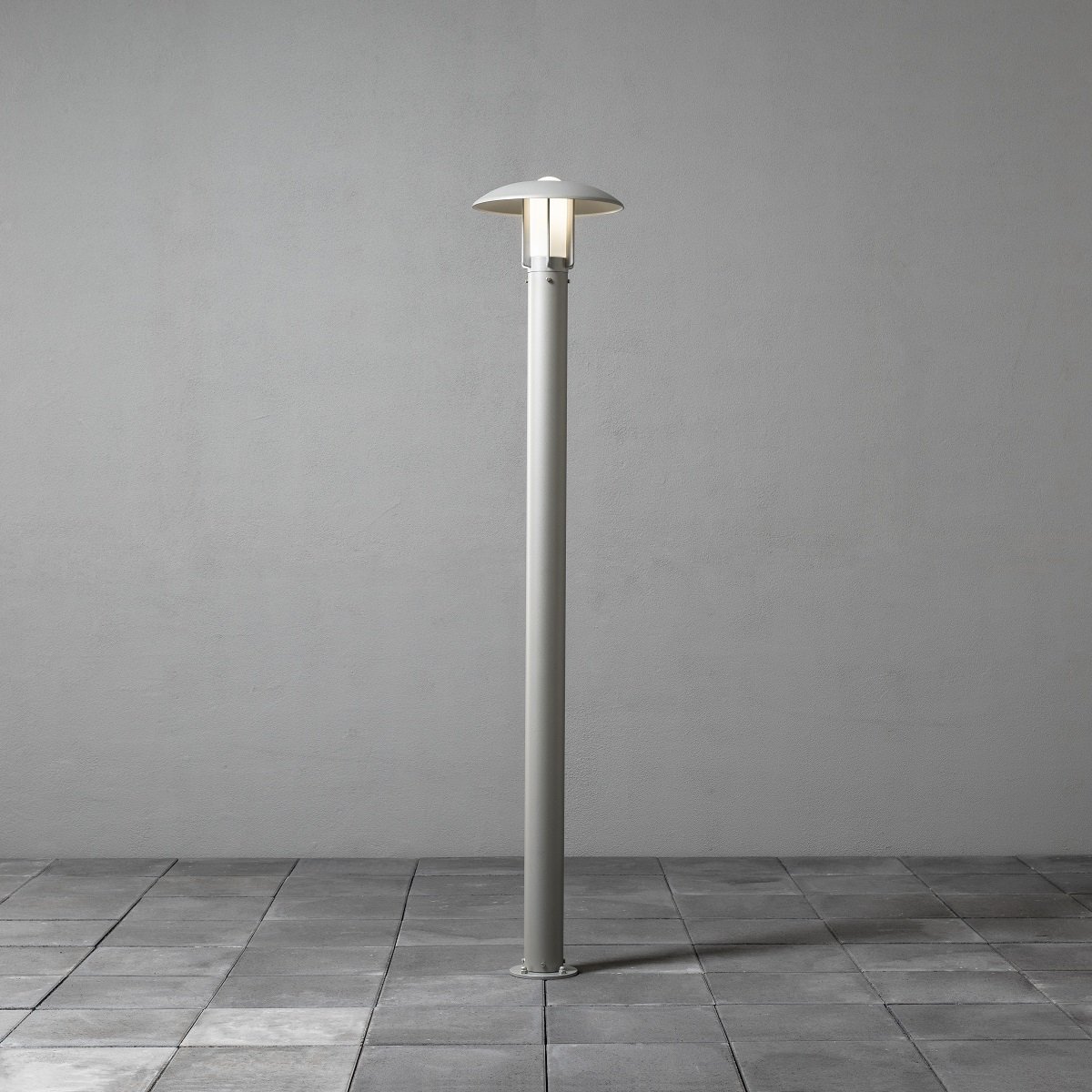KONSTSMIDE 402-312 Stehleuchte Heimdal grau E27 200cm IP44