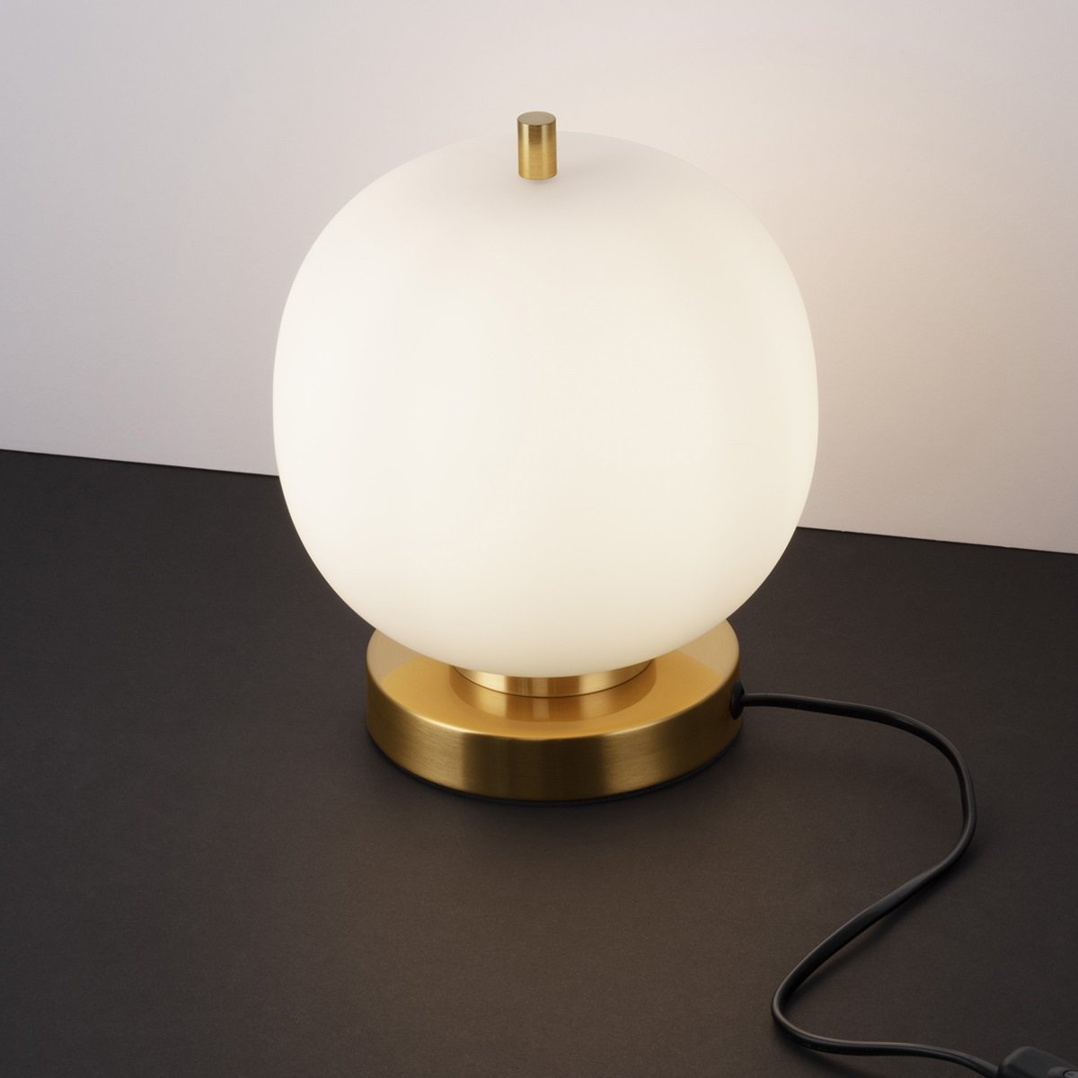 Nova Luce 9624084 LATO Tischleuchte 22,5cm Gold Opal E14